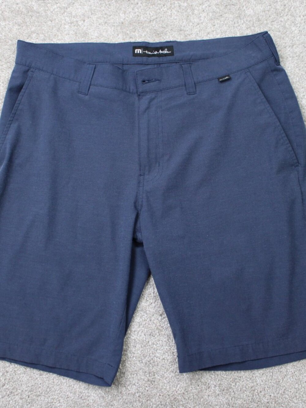Travis Mathew Shorts Mens 34 Blue Golf 10" Lightweight Stretch Athleisure Chino